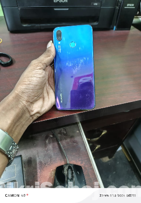 Huawei Nova 3i